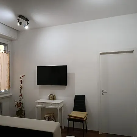 Lovely Apartment Piatti Duomo Milan Exterior photo